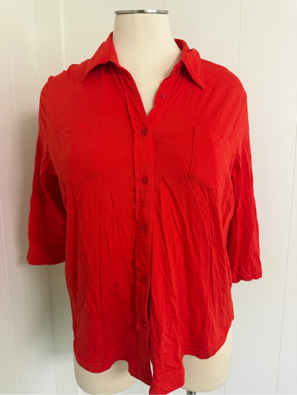 Women's cotton Button-Down Shirt with Chest Pockets